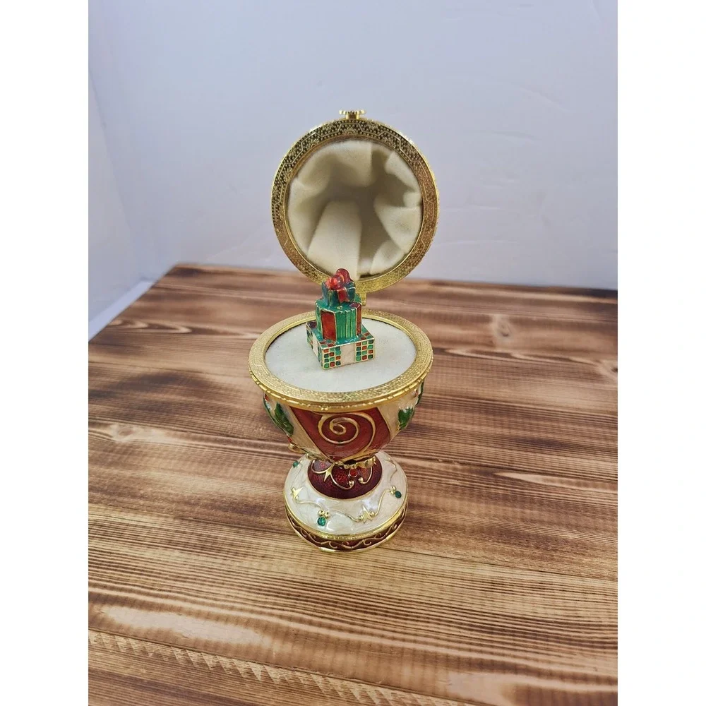Ornate Decorated Christmas Egg‎ Music Box 